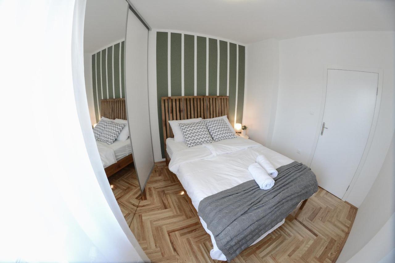 Apartment Dobraya Grey Нови Сад Екстериор снимка