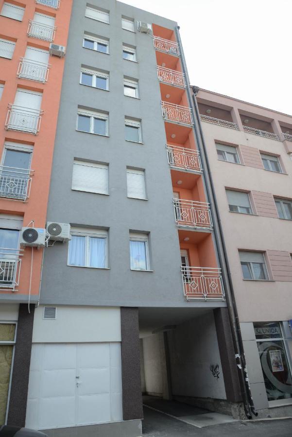Apartment Dobraya Grey Нови Сад Екстериор снимка